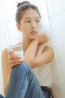 祼女直播APP